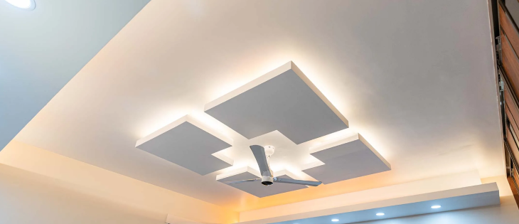 Cât durează montajul unui tavan extensibil? Ghid complet